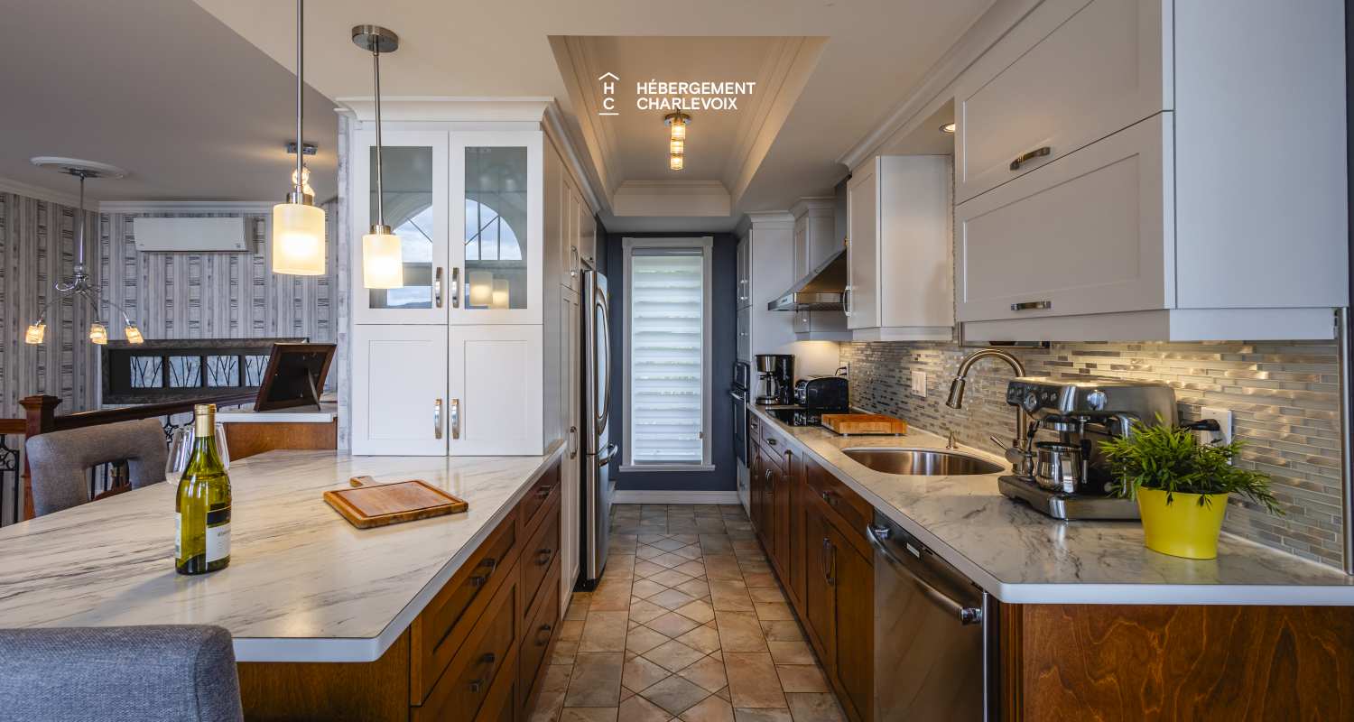 CAP-1 - Charming apartment in Baie-St-Paul